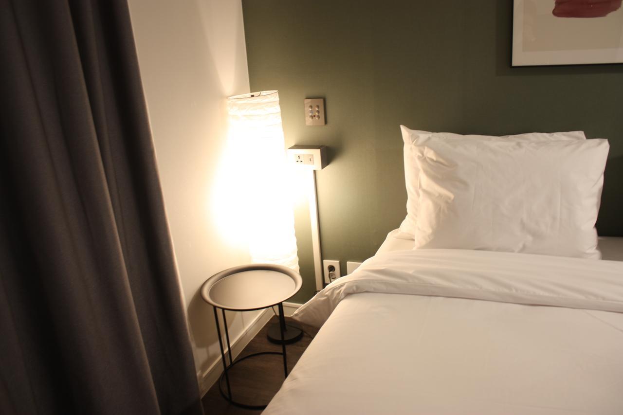The Hotel Young Inn Seoel Buitenkant foto